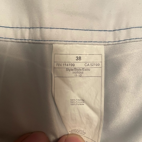 Men’s Quiksilver Shorts - Picture 4 of 4